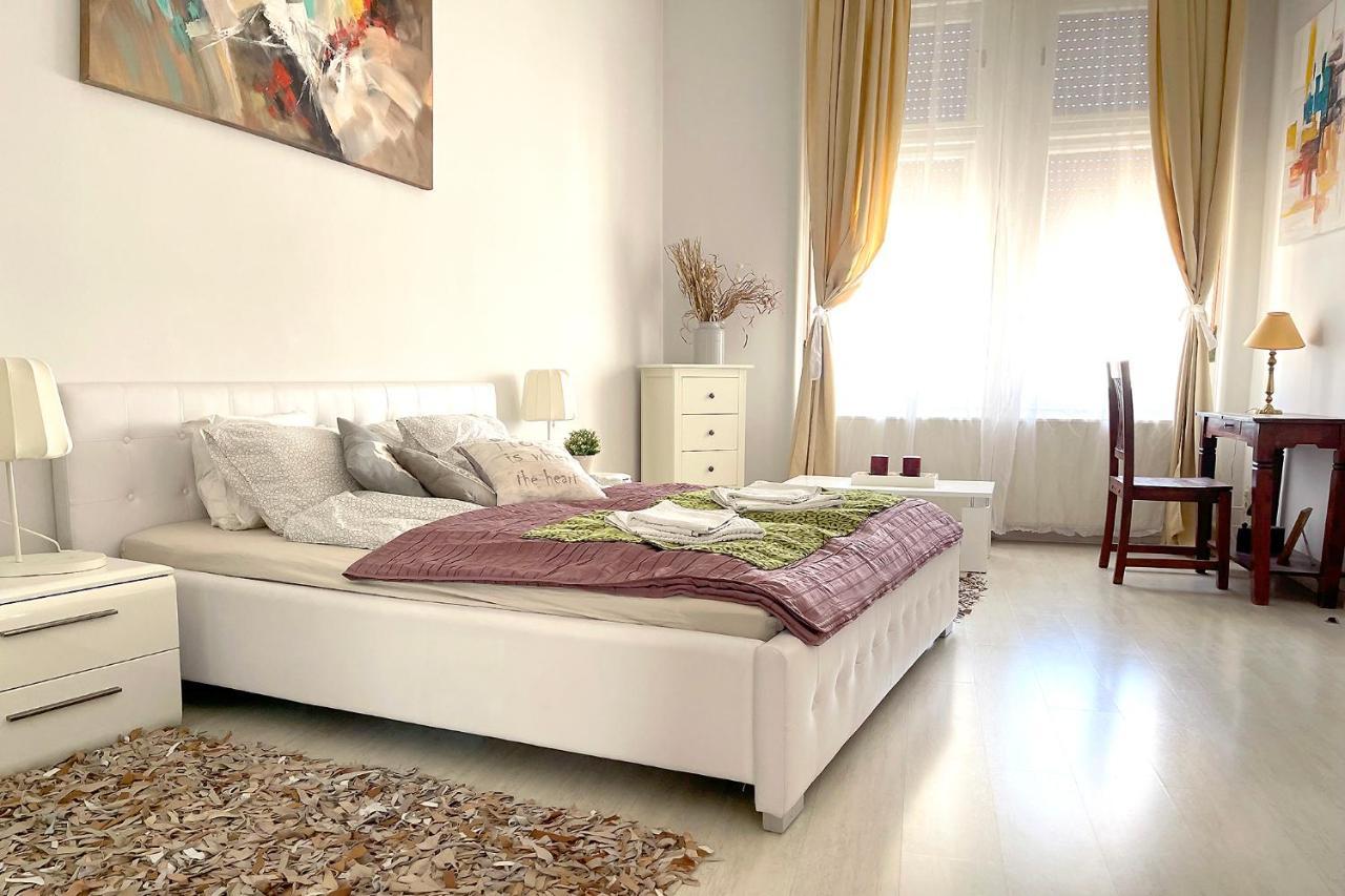 Elegant 125M2 Apartment In Center Of Βουδαπέστη Εξωτερικό φωτογραφία