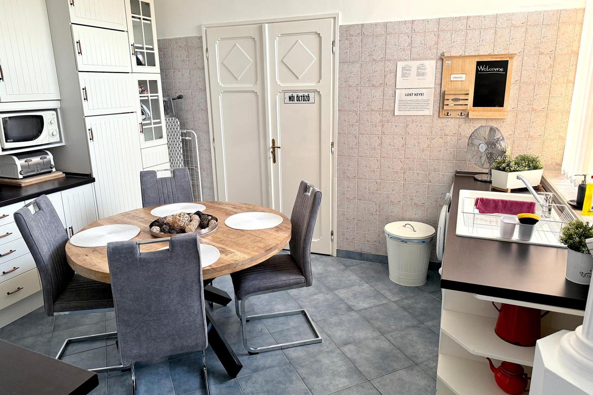 Elegant 125M2 Apartment In Center Of Βουδαπέστη Εξωτερικό φωτογραφία