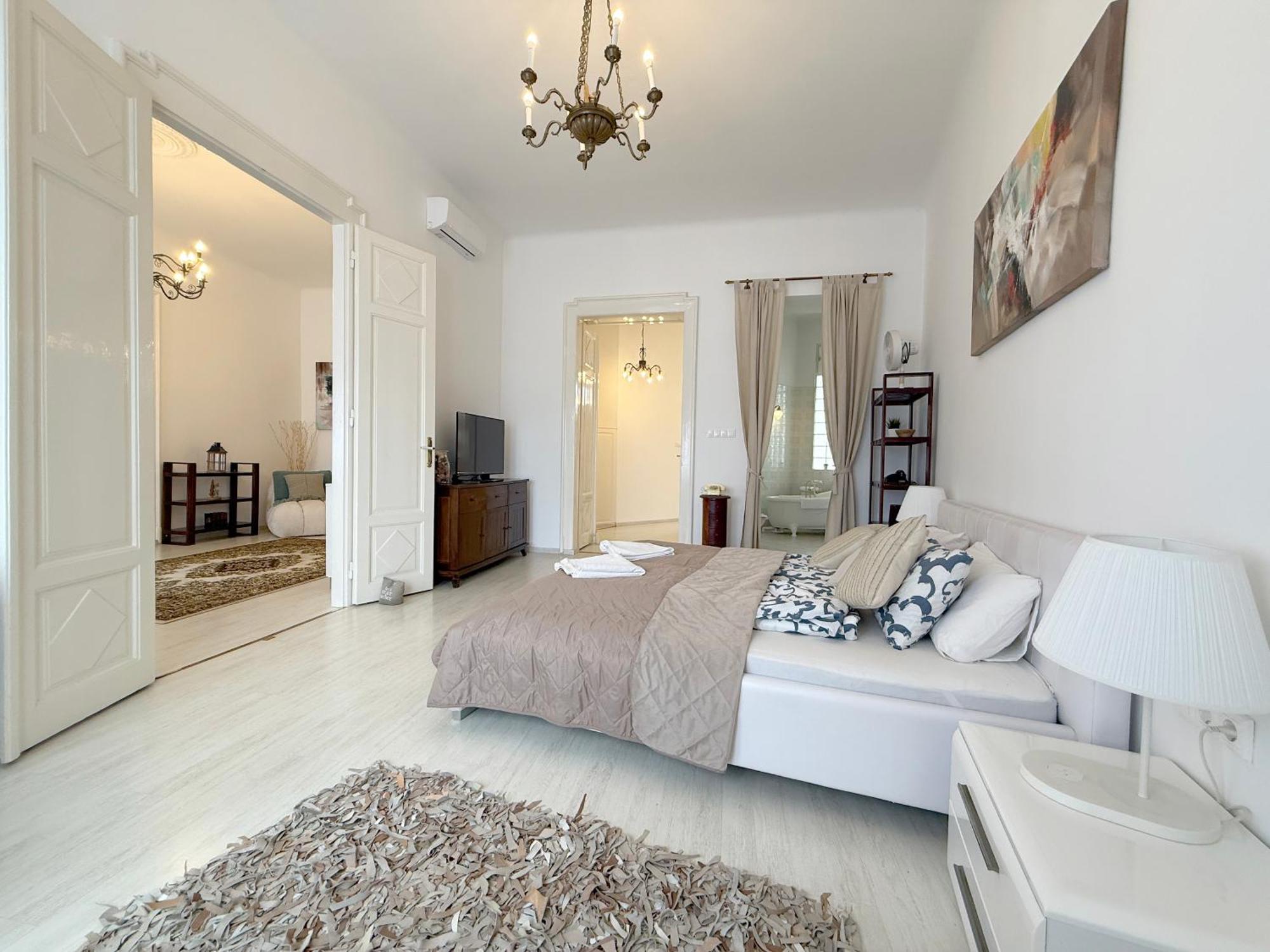 Elegant 125M2 Apartment In Center Of Βουδαπέστη Εξωτερικό φωτογραφία